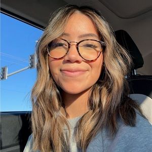 Meet your Posher, Clara